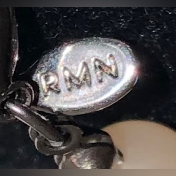 Vintage Twisted 3 Strand Faux Pearl & Black Beads Necklace - Picture 7 of 8